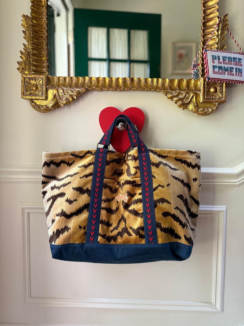 Tigre Exquisito Tote – Designer Silk Velvet